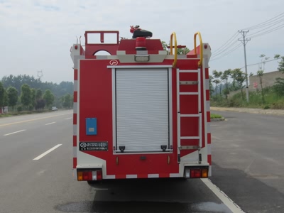 五十铃水罐消防车